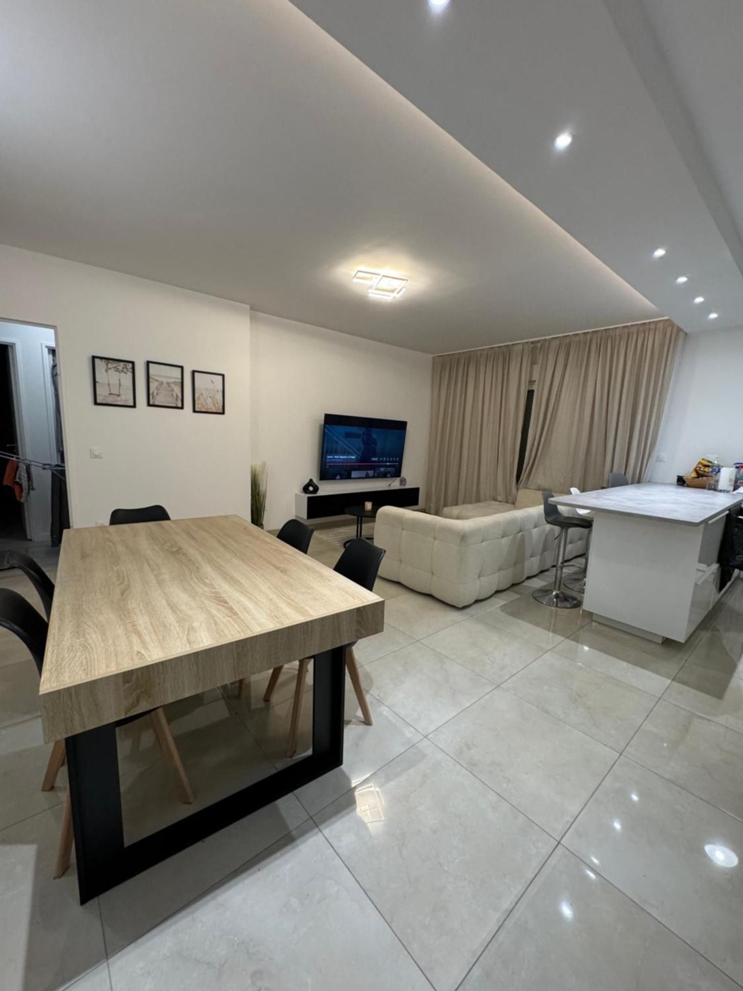 Appartement La Defense Champs Elysee Нантерр Екстер'єр фото